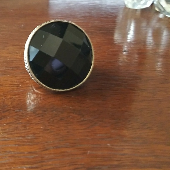 Vintage large onxy ring - Picture 3 of 8